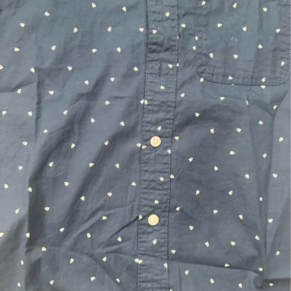 American Eagle Men's Navy Blue button down  Shirt - Picture 4 of 5